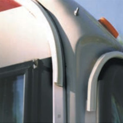 Picture of EZE  100'L Polar White Poly Vinyl Drip Rail For RV Roof Edge UW10004 20-1262                                                 